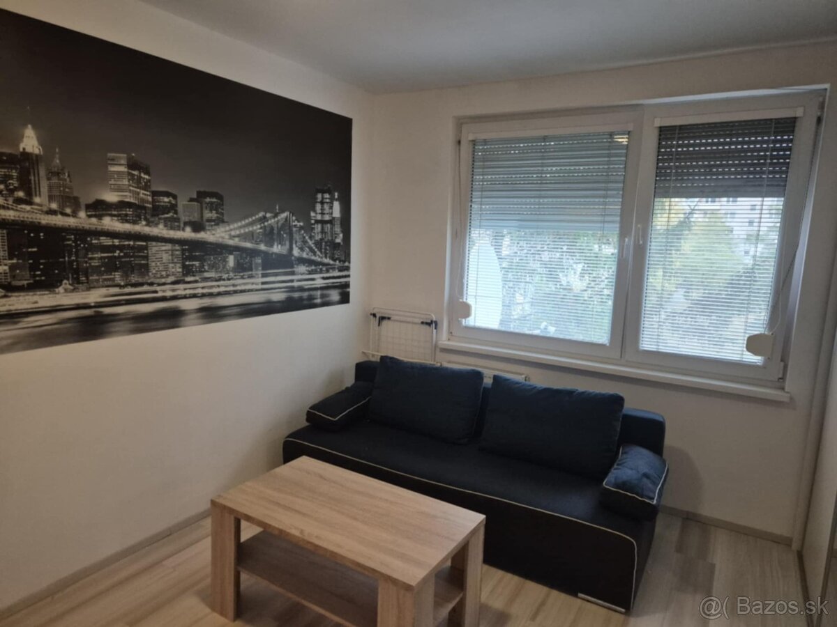 Garzónka (21 m2), ul. Hviezdna, Komárno - 3