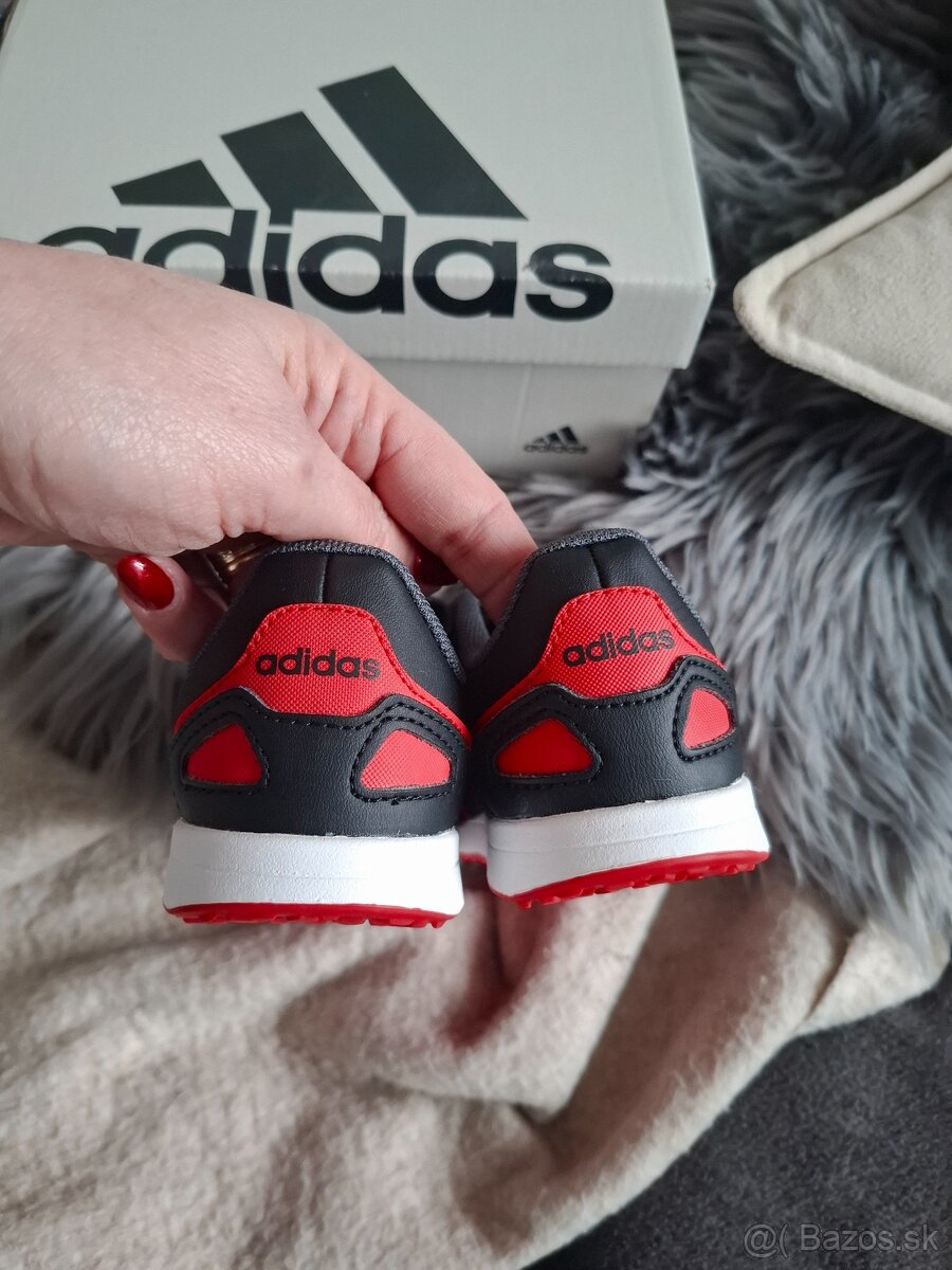 Nenosené tenisky, botasky Adidas c.22 - 3