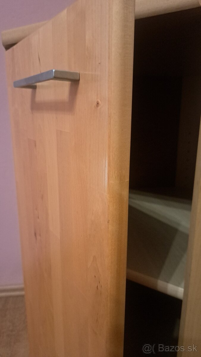Rohová skriňa - 3