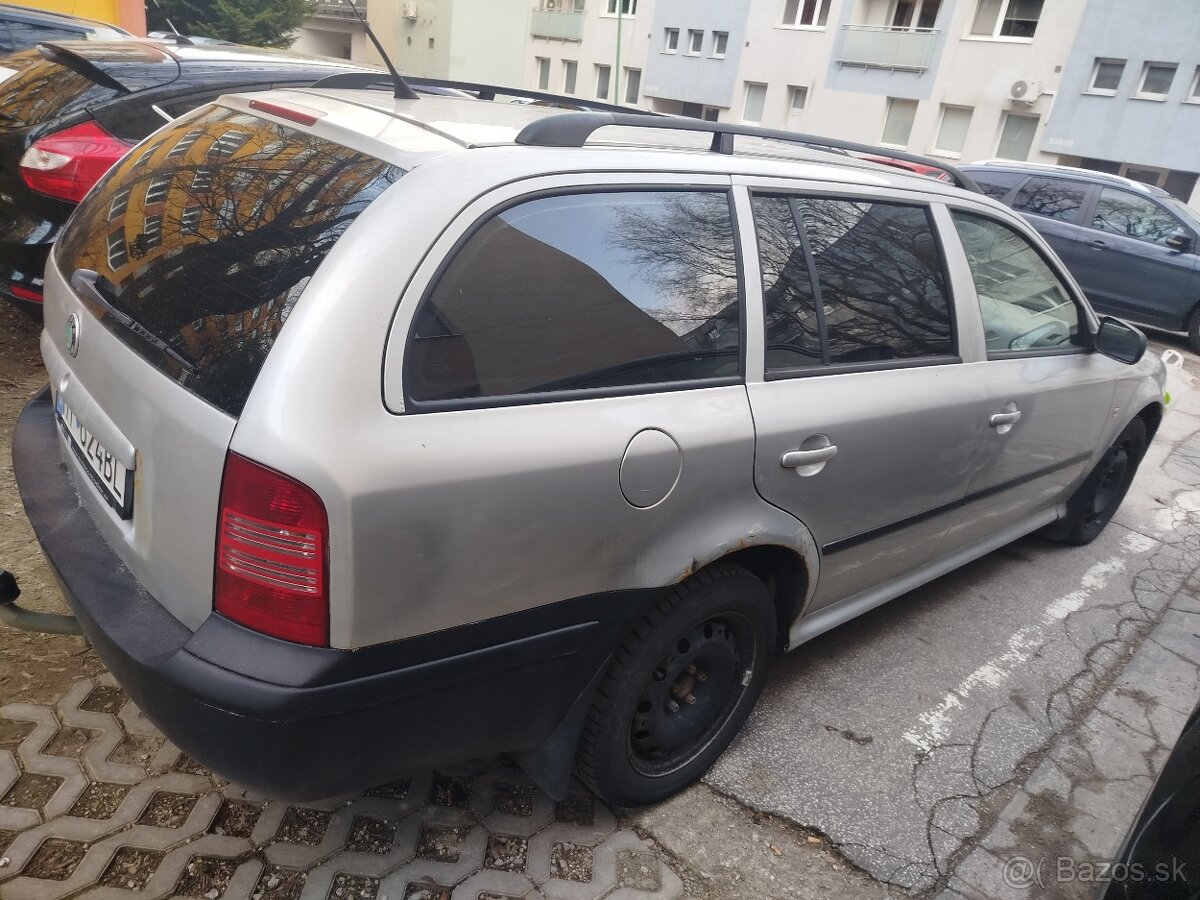Škoda Octavia 1 - 3