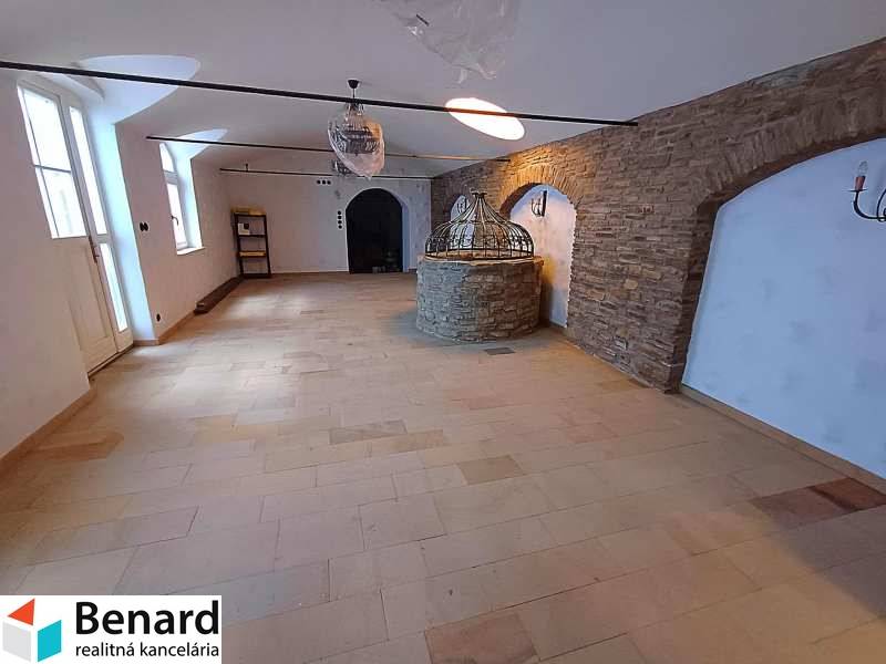 NA PRENÁJOM ZREKONŠTRUOVANÉ PRIESTORY, 137 m2, PREŠOV, SLOVE - 3