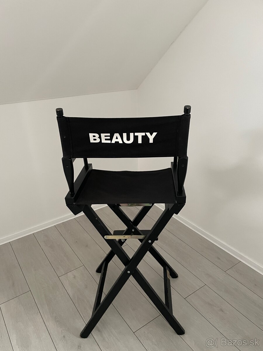 Skladacia kozmeticka stolicka - 3