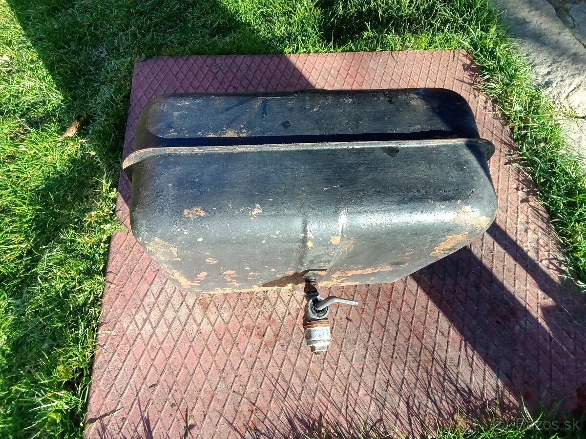 Nádrž na Trabant - 3