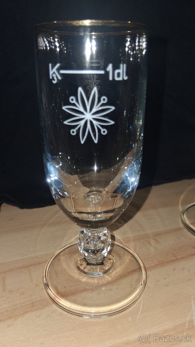 Sada 6ks pohárikov na stopke so zlatým okrajom - 3