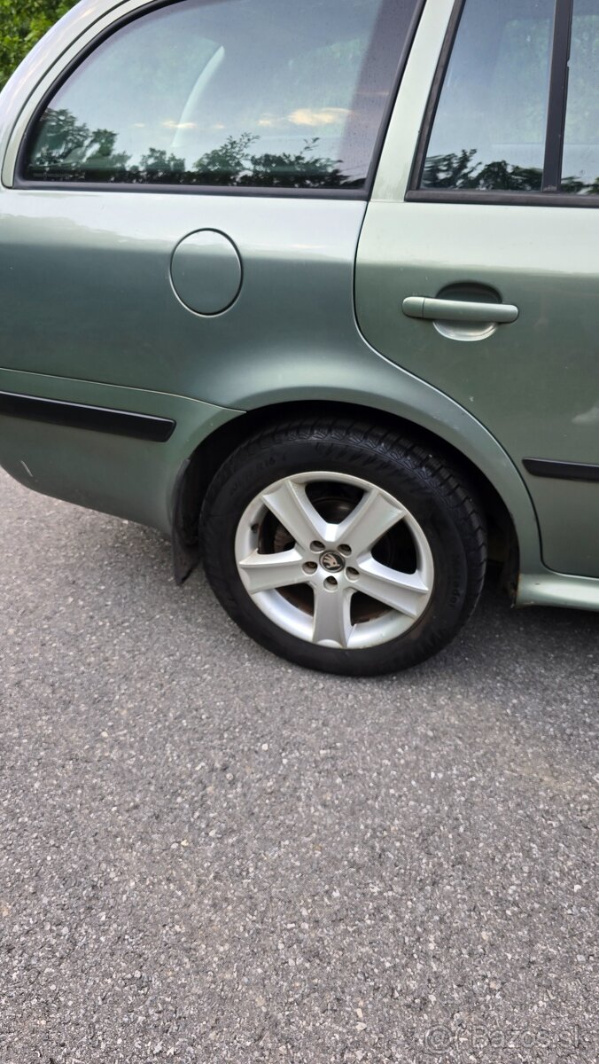 bocne dvere Skoda Octavia kombi - 3