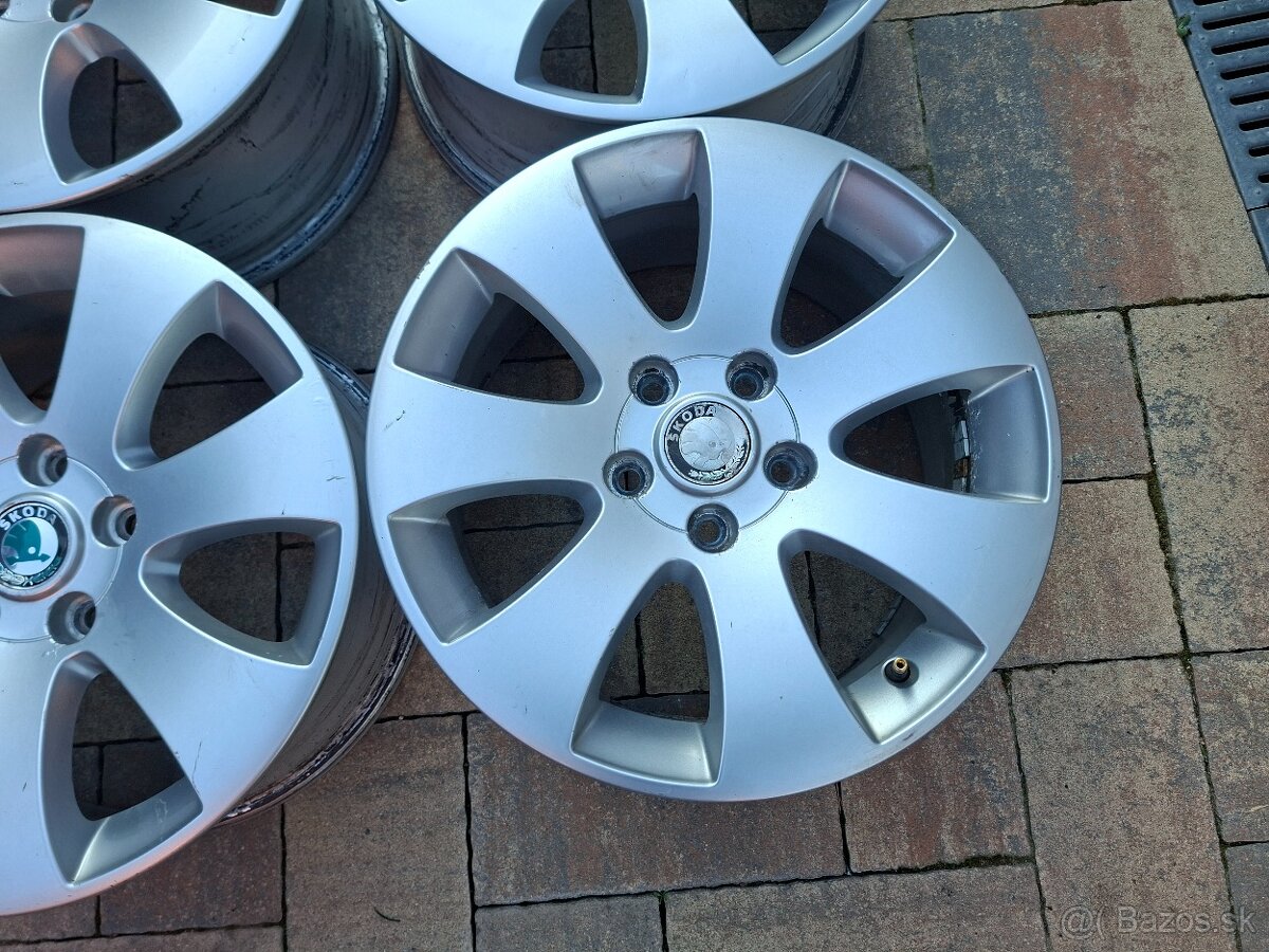 Predám org.hlinikové disky Skoda--R16 - 3