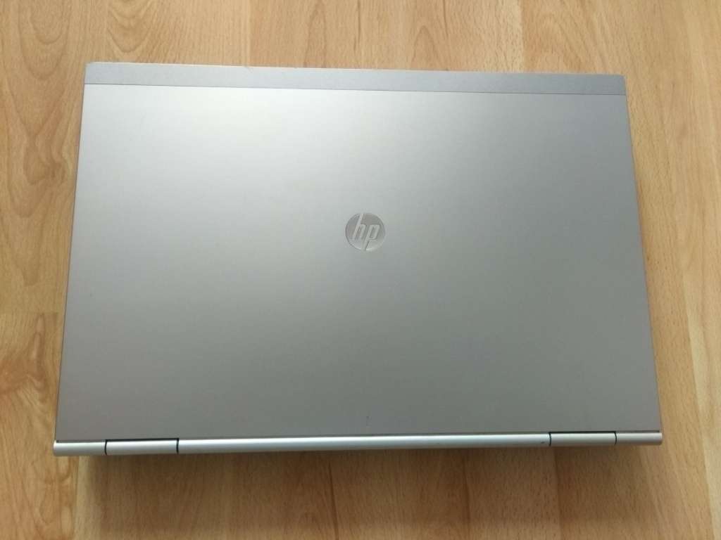 predám HP elitebook / 4gb ram / Intel core i5 / 120gb ssd- - 3