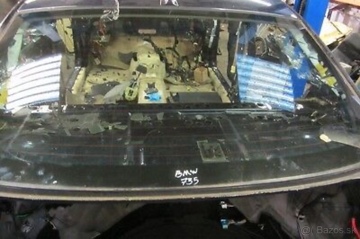 BMW 7 E65/E66 - ZADNE SKLO - 3