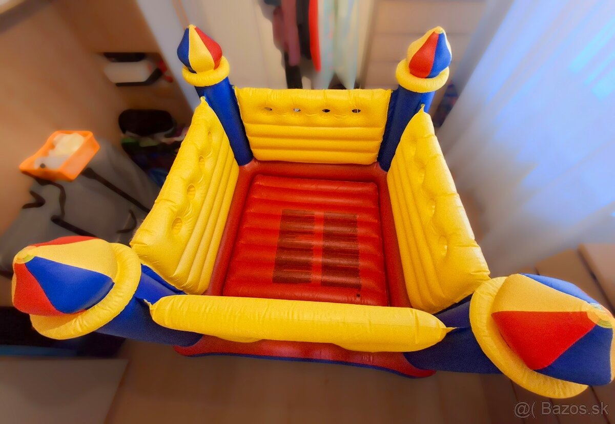 Predám skákací hrad INTEX Jump-O-Lene - 3