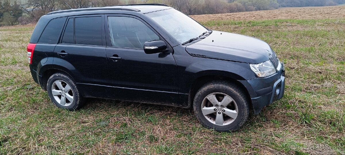 Suzuki Grand Vitara 4x4 2.0 Benzin - 3