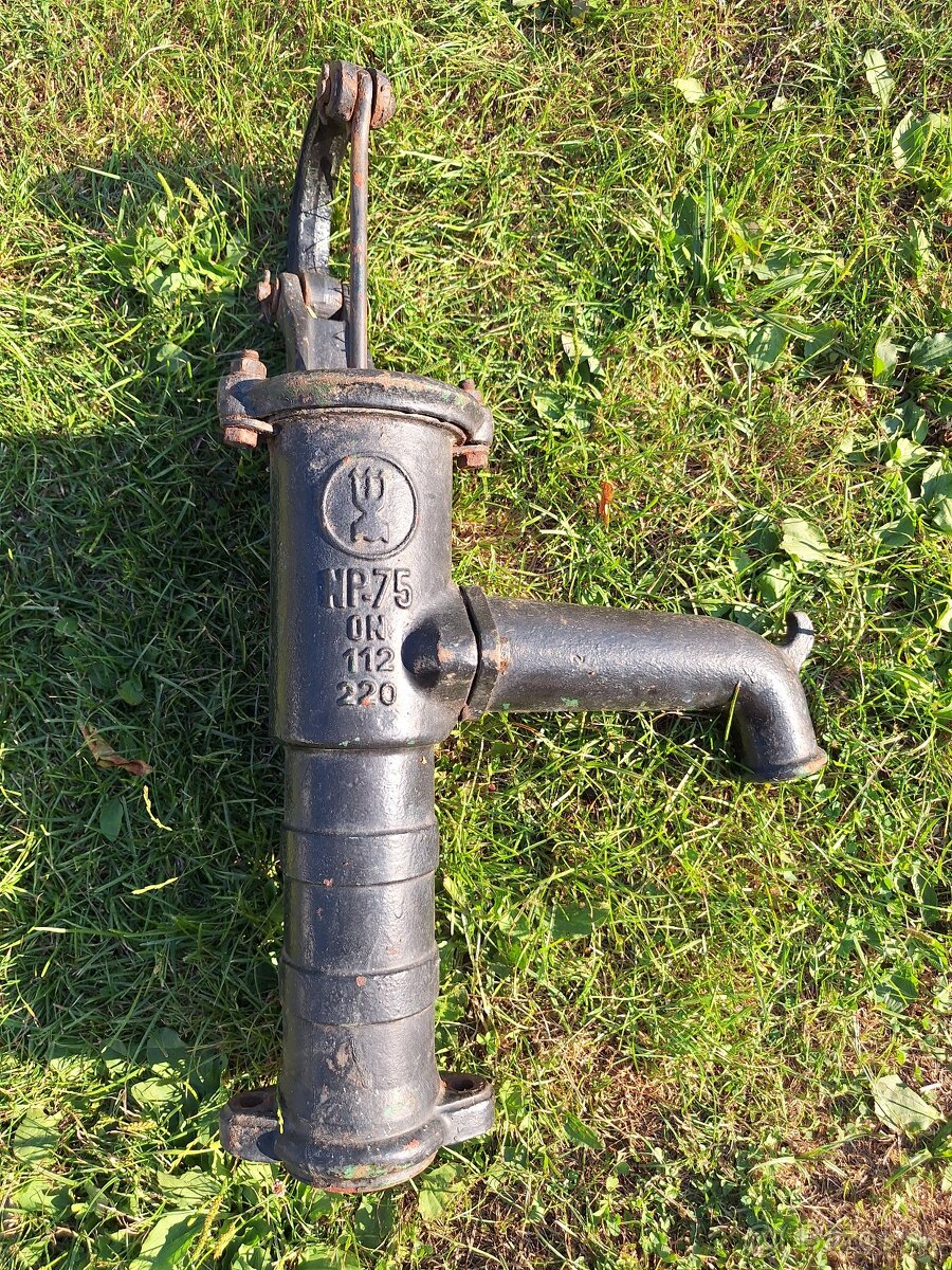 Ručná pumpa na vodu NP 75 - 3