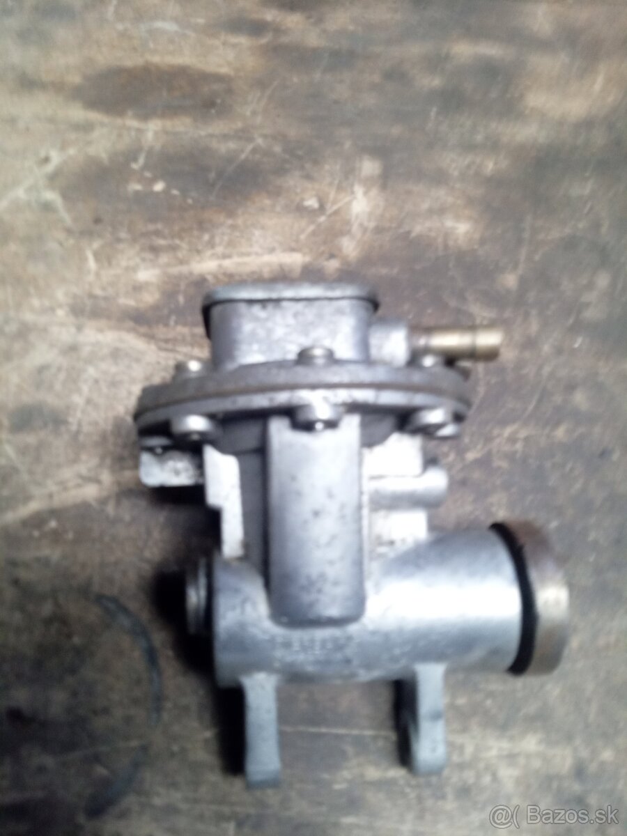 Vákuová pumpa Peugeot 205 - 3