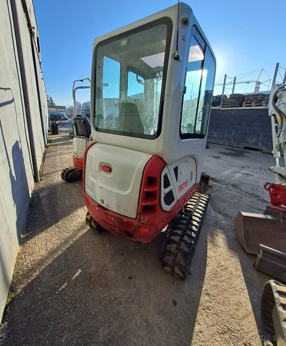 TAKEUCHI TB216 DIESEL - 3