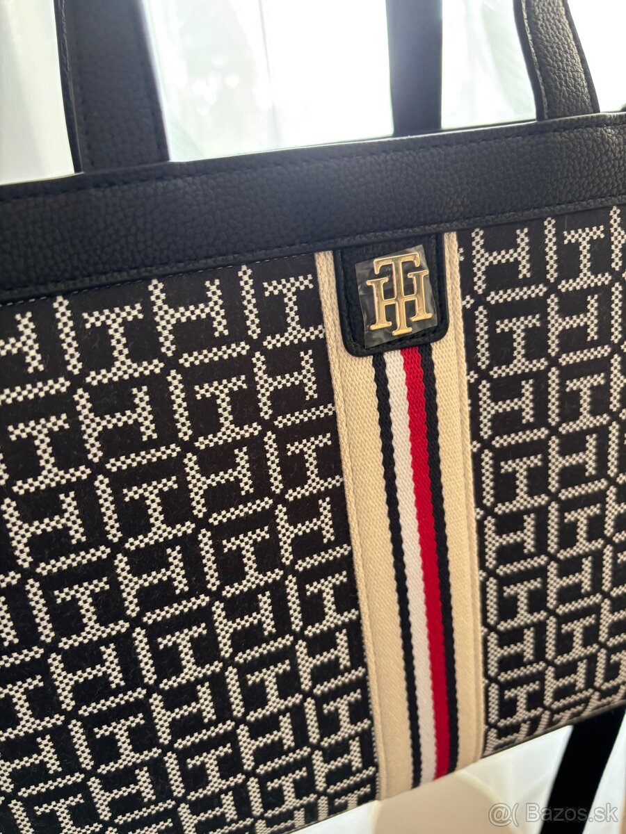 Tommy Hilfiger kabelka original - 3
