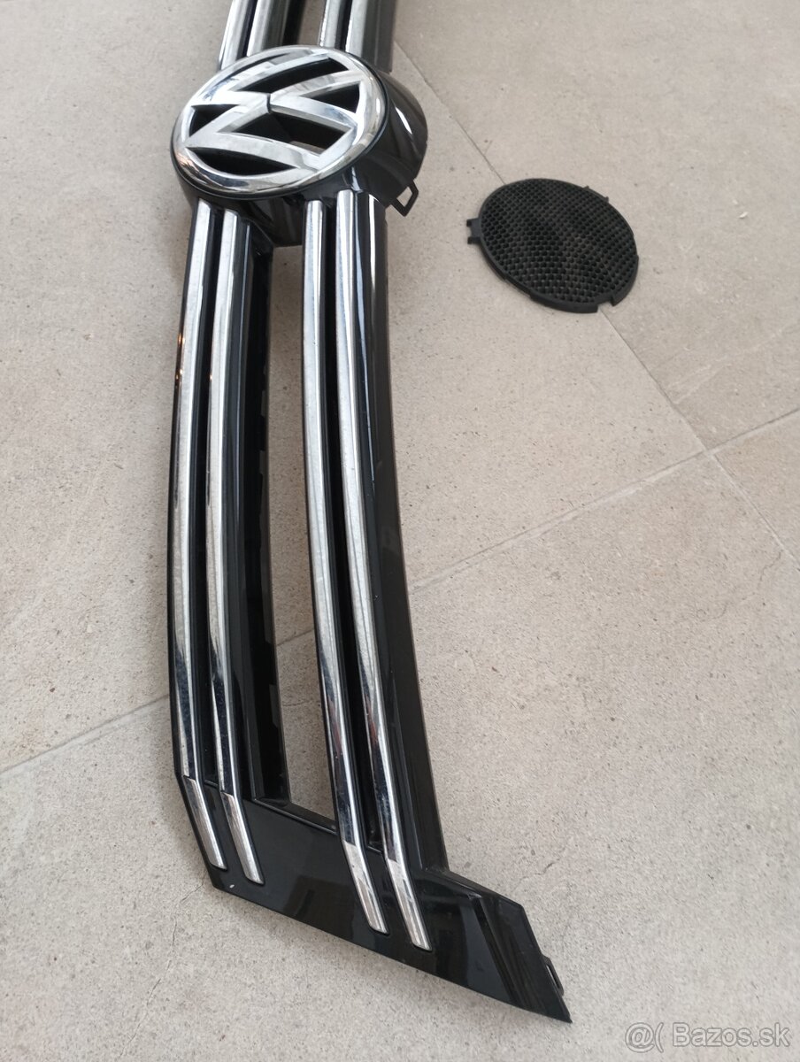 VW Tiguan R - Line predná mriežka - 3