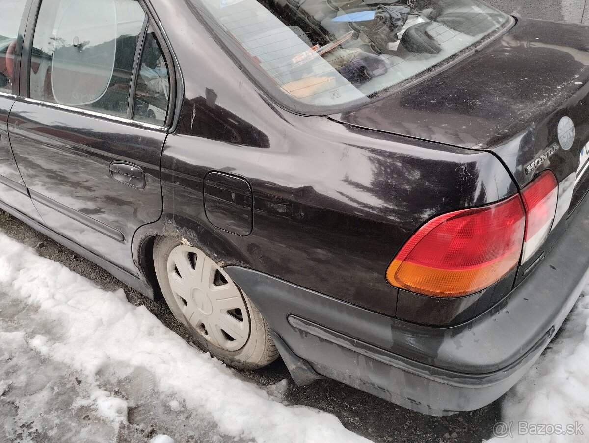 Honda Civic 6g 1.5 vtec predám vymením - 3