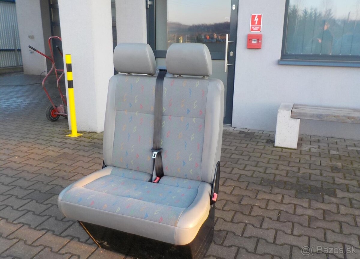 Sedadlo 2ka VW T5 - 3