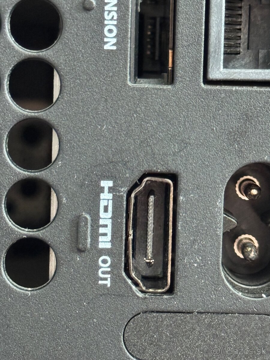 Xbox Series X 1TB – dobrý stav – výhodná cena - 3