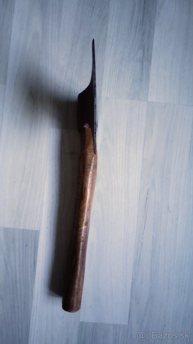 Starožitná sekera tesárska kresačka - 3