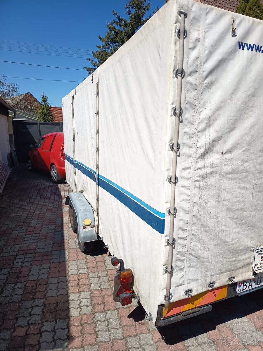 Vyklopny kryty autoprepravnik - 3