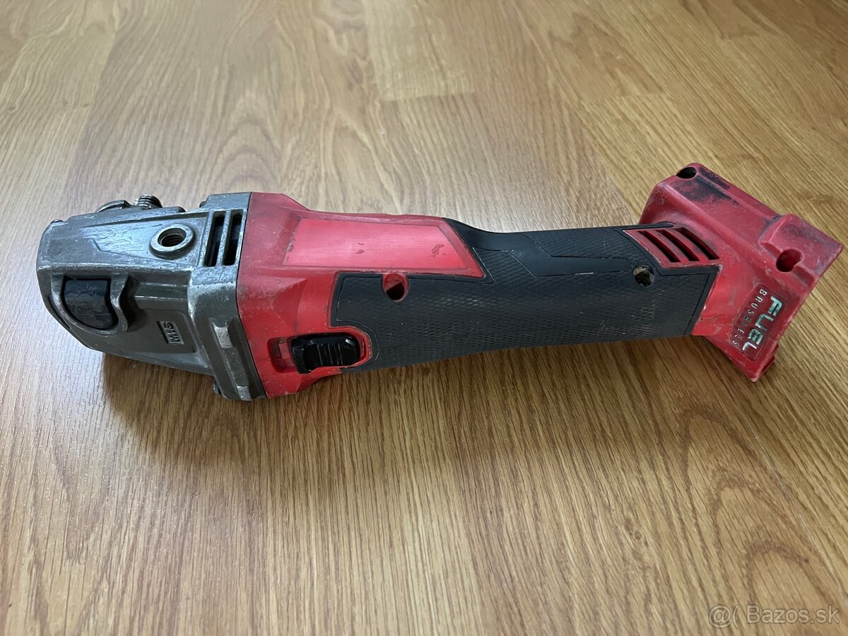 Milwaukee CAG 125X - 3