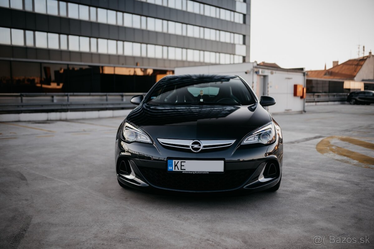 Opel Astra J OPC - 3