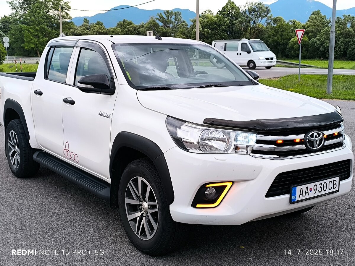 Toyota Hilux 2.4D 110kw - 150HP.Manuál 6st.125xxx km