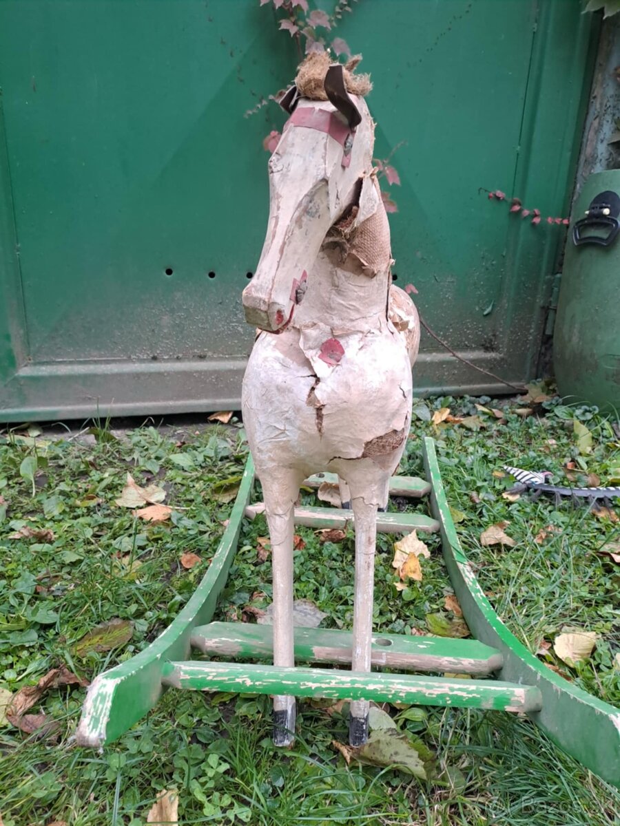 Starozitny konik na predaj - 3