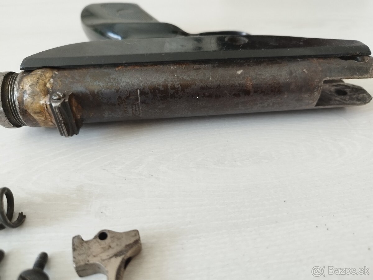 Predám diely na Slavia Tex 086 - 3