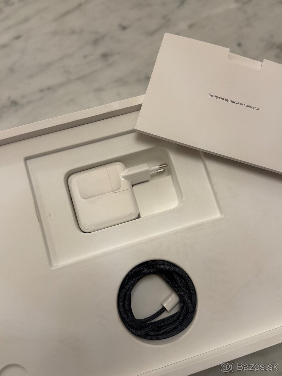 Predám Apple MacBook Air 15” M2 - 3