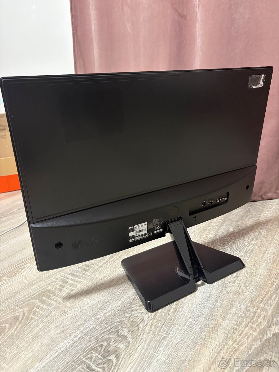 LG 24MP47HQ-P – 24 - 3