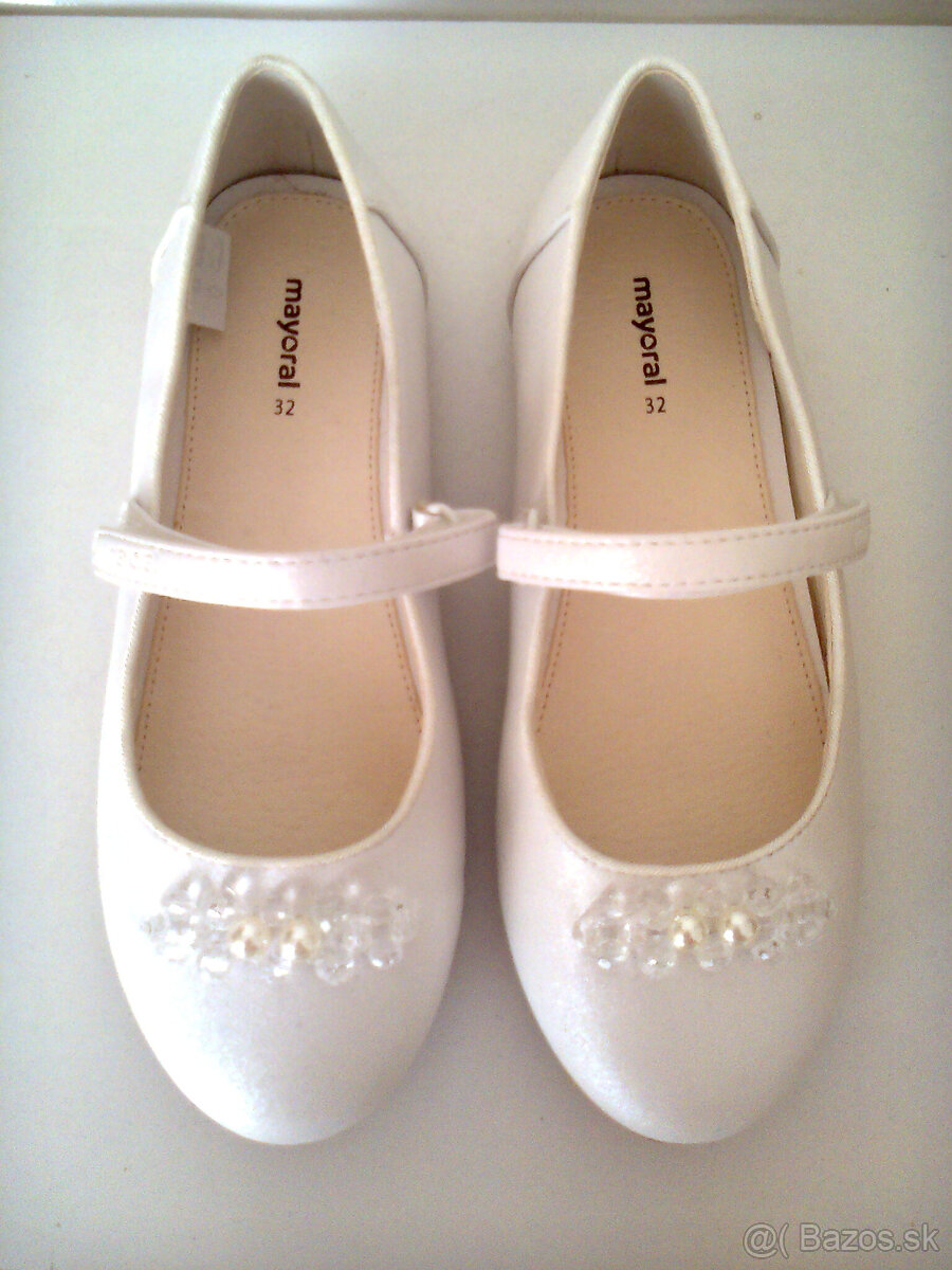 Dievcenske poltopanky - 3