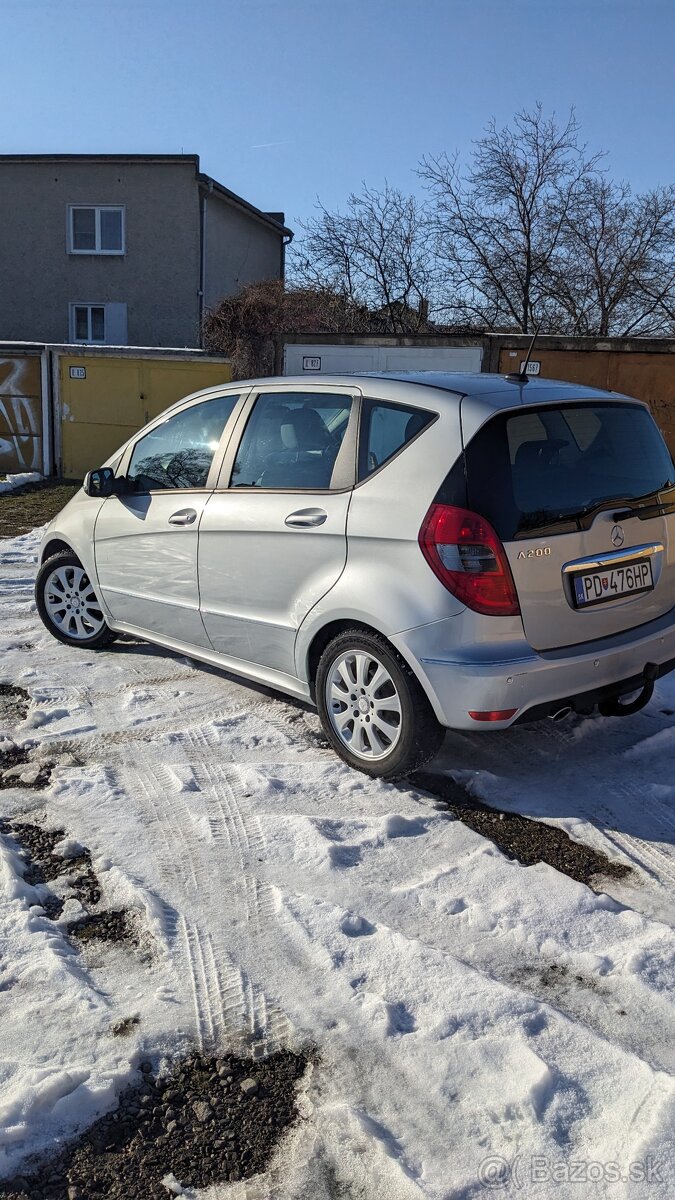 Predám Mercedes A. 2.0 benzín 100kw automat - 3