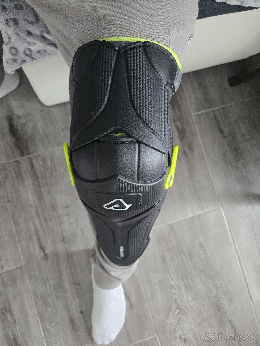 Kolenne chranice na MX - 3