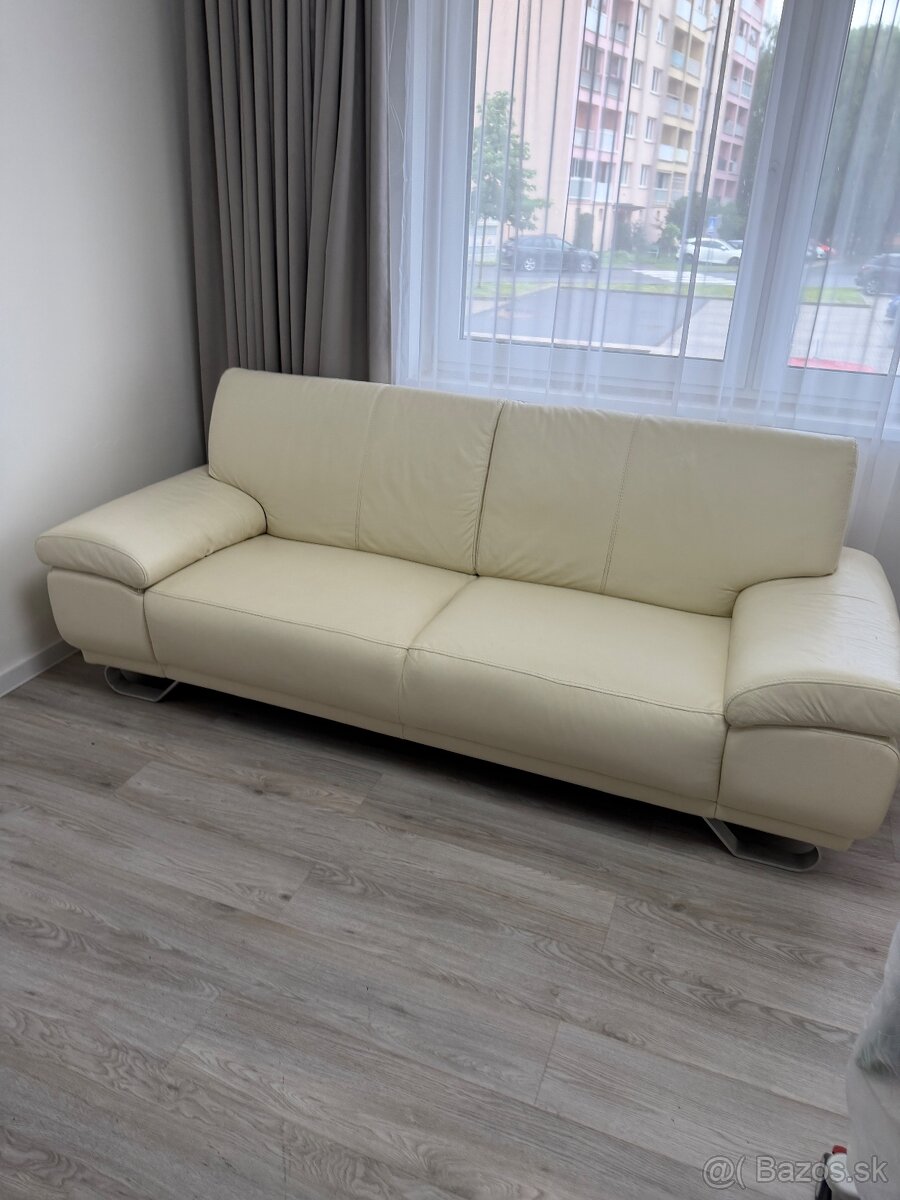 Sedačka kožená kvalitná - 3