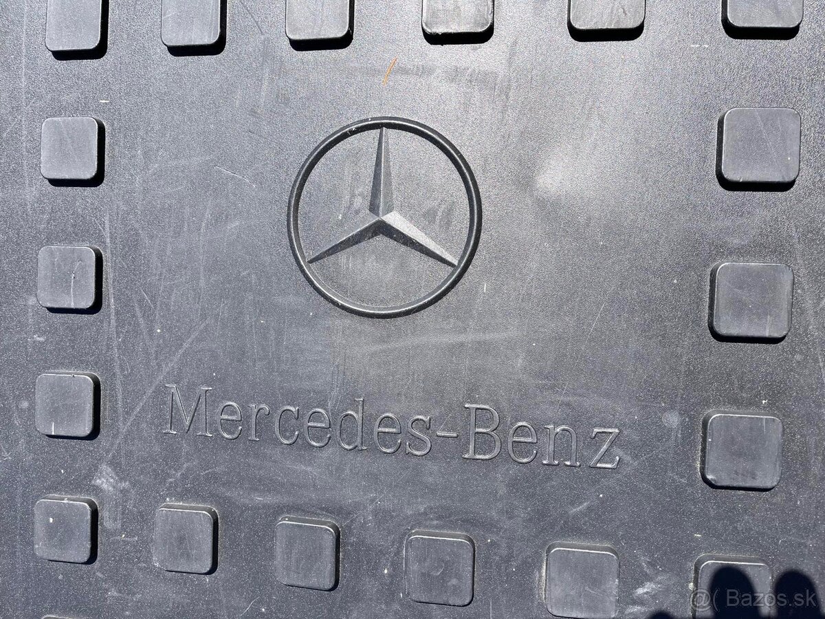 Vanicka/rohoz do kufra Mercedes GL a GLS - 3