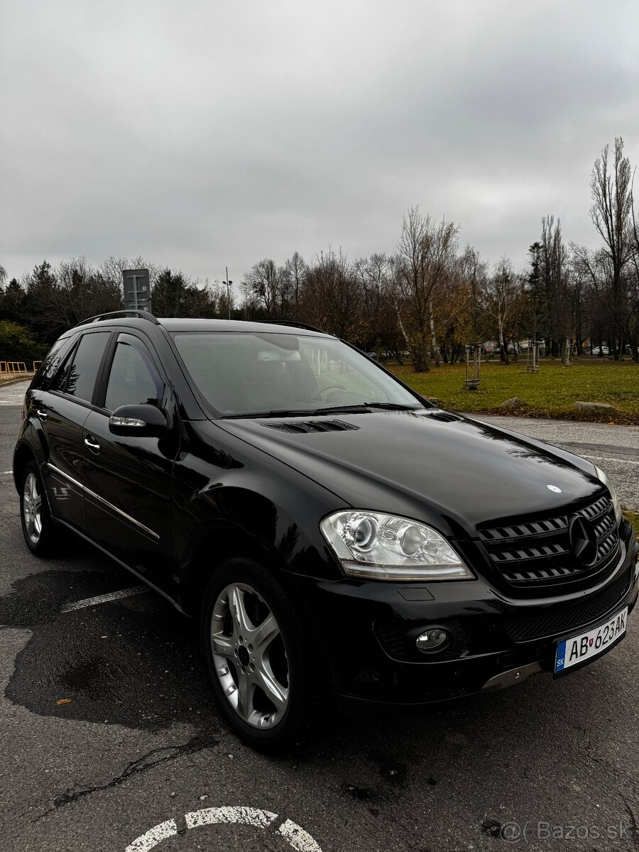 Mercedes-Benz ML320 W164 - 3