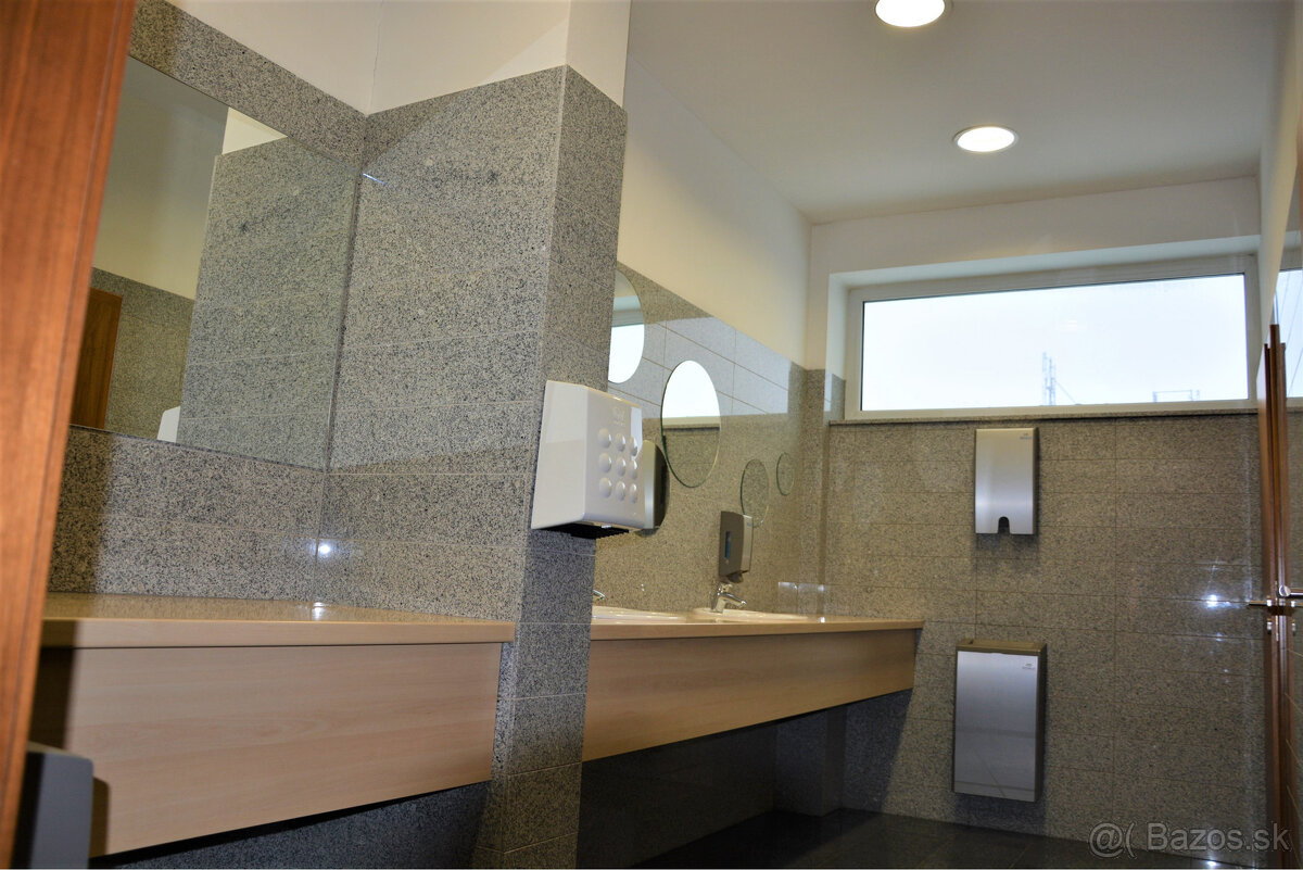 Priestranná kancelária - 35 m2 - v centre mesta - 3