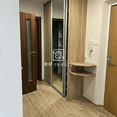 3i byt, Terasa pražského typu. - 3