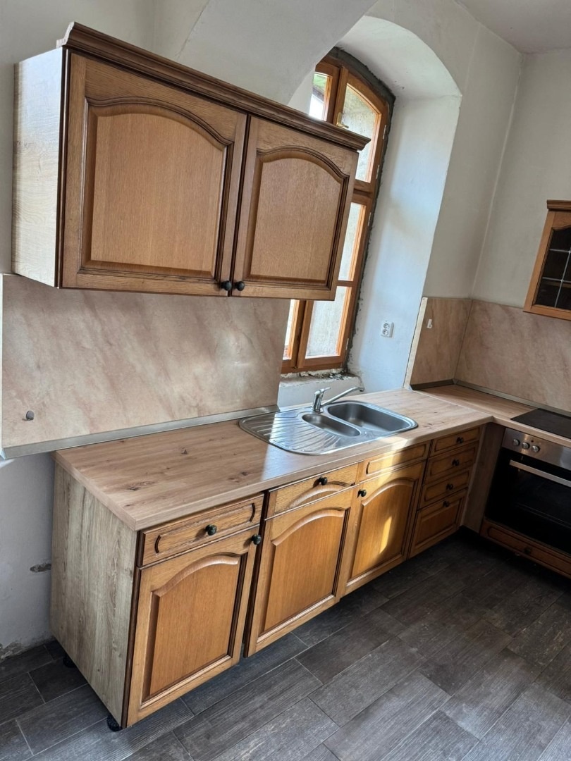 Krásná rustikální dubová linka se spotřebiči, 5447 - 3