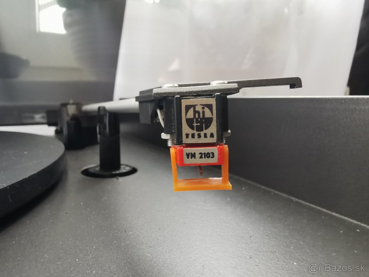 Gramofón Tesla MC-470 - 3