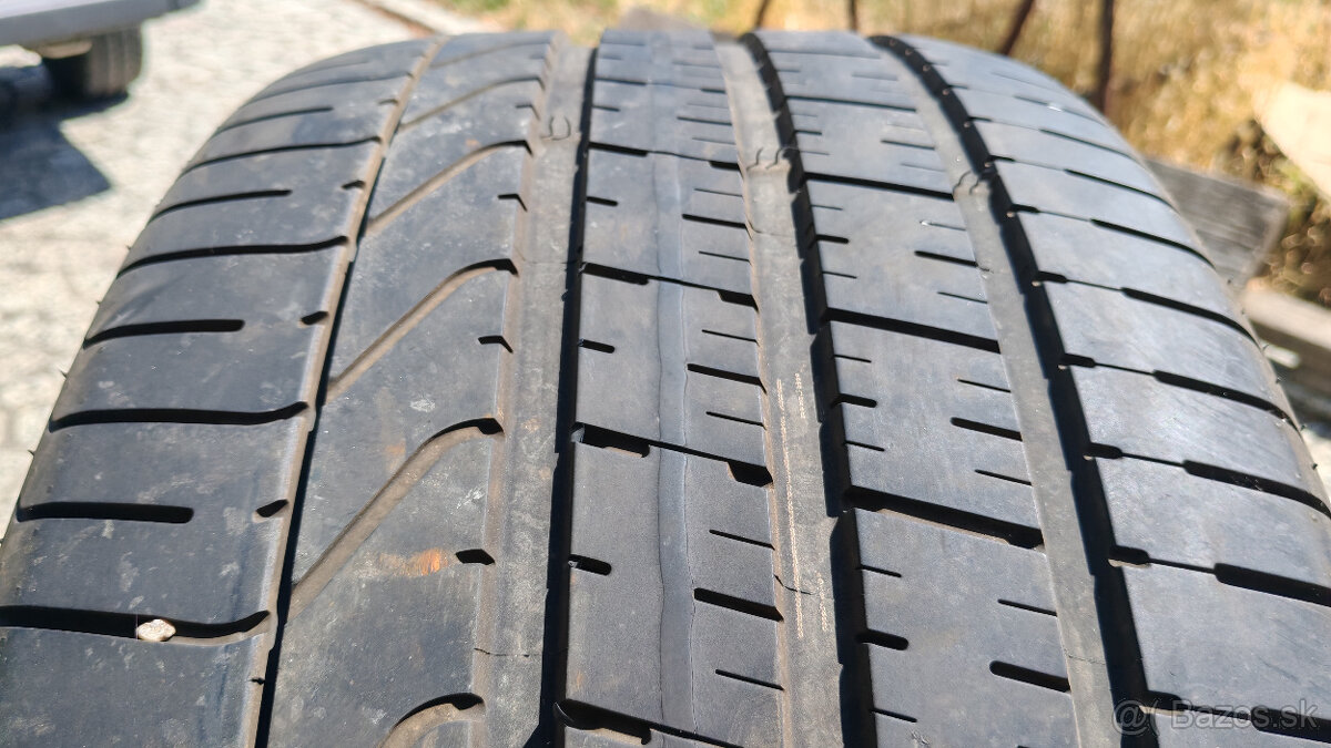 Letné pneu 325/35 R22 --- PIRELLI - 3