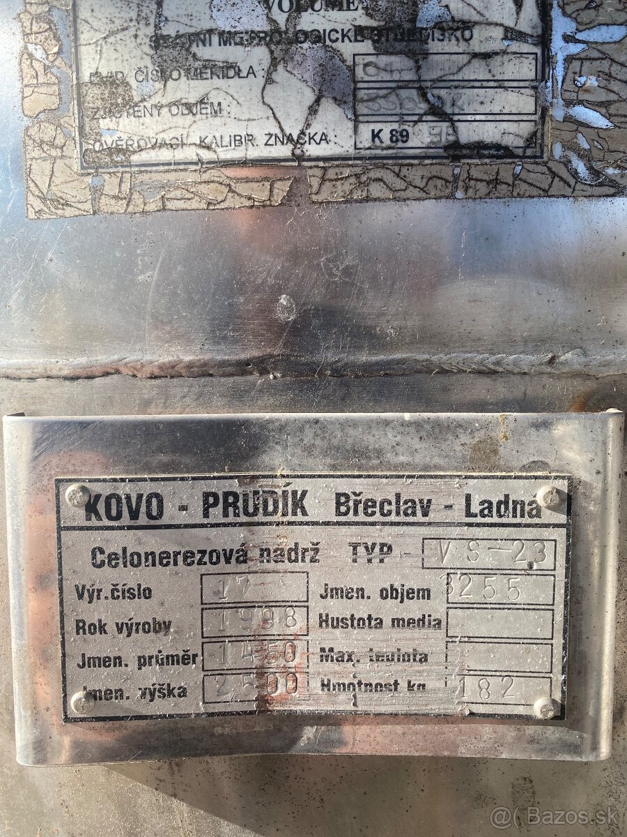 Predám nerezový nádrž na vino - 3