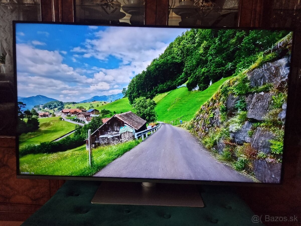 Predám SMART 3D LED TV Panasonic TX-48CX400E 4K UHD s Wi-Fi - 3