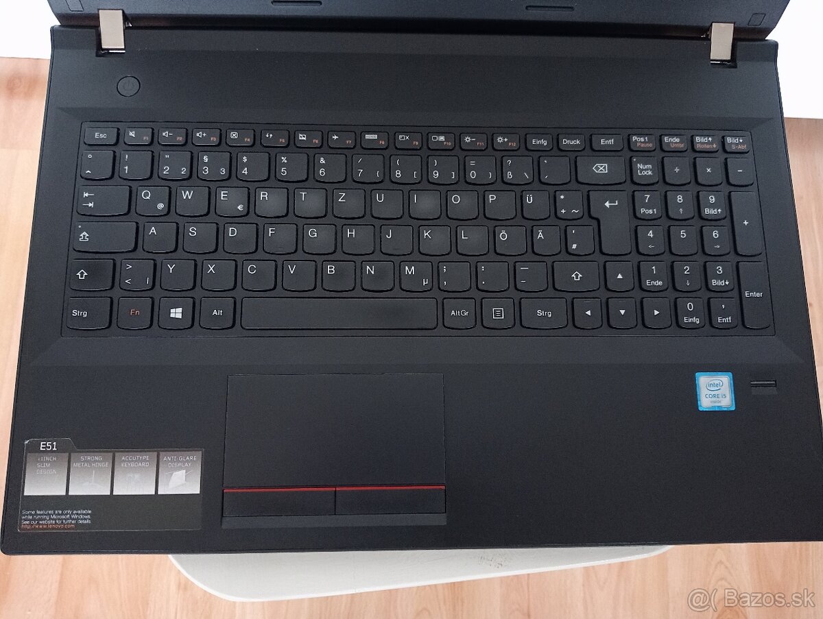 predám Lenovo E51 , Intel core i5 , 8bg ram , ssd - 3