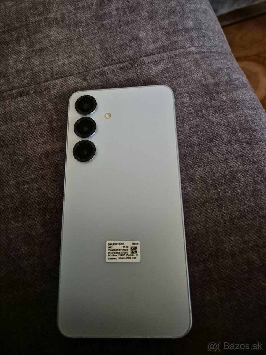 Predám samsung galaxy s25 - 3