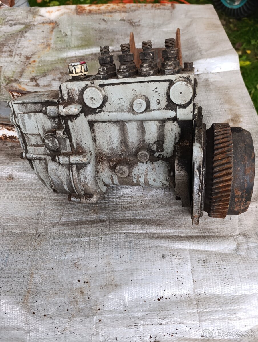 Predám vstrekovacie čerpadlo na AVIA - 3