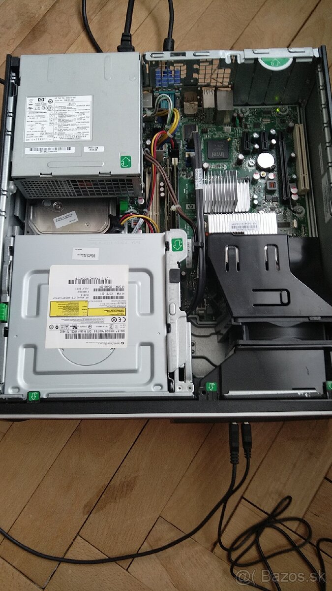 PC Počítač HP Compaq 8000 Elite SFF desktop - 3