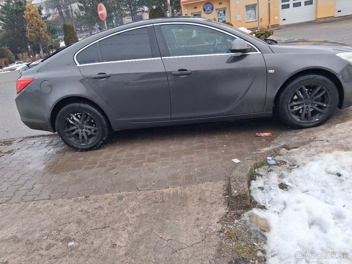 Opel insignia - 3