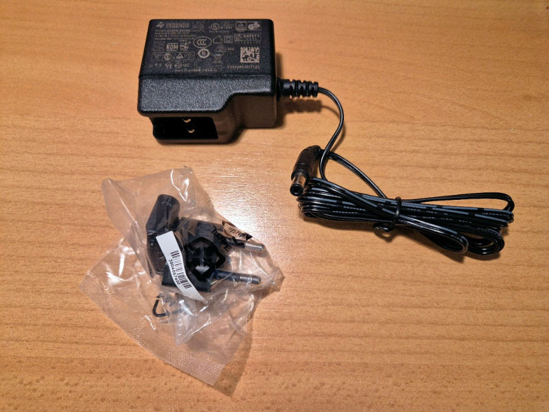 Elektrické adaptéry 12V, 1.5A, 18W - 3